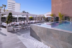 HOTEL FÉNIX 4*