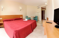 ROC LAGO ROJO 4*