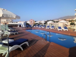 ROC LAGO ROJO 4*